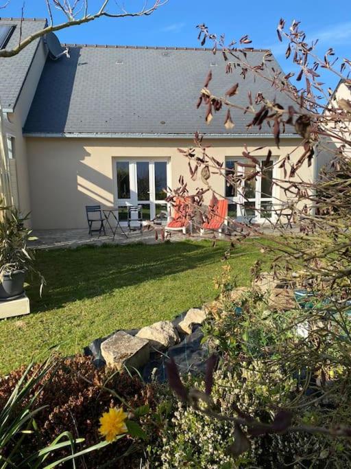 Dans Une Maison Familiale Avec Jardin A 800M De La Plage Bréville-sur-Mer Exteriér fotografie